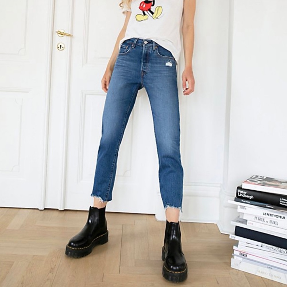Levi's 501 Crop Jeans In Charleston Fun